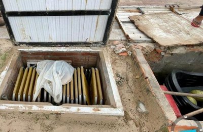 Segurança Cidadã coíbe armazenamento ilegal de cadeiras de praia na orla marítima