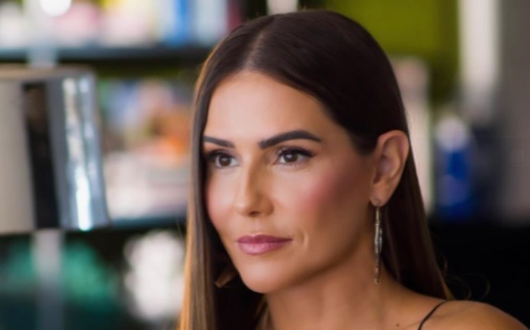 Deborah Secco vive personagem que foge com prostituta em novo filme com estreia nas telonas