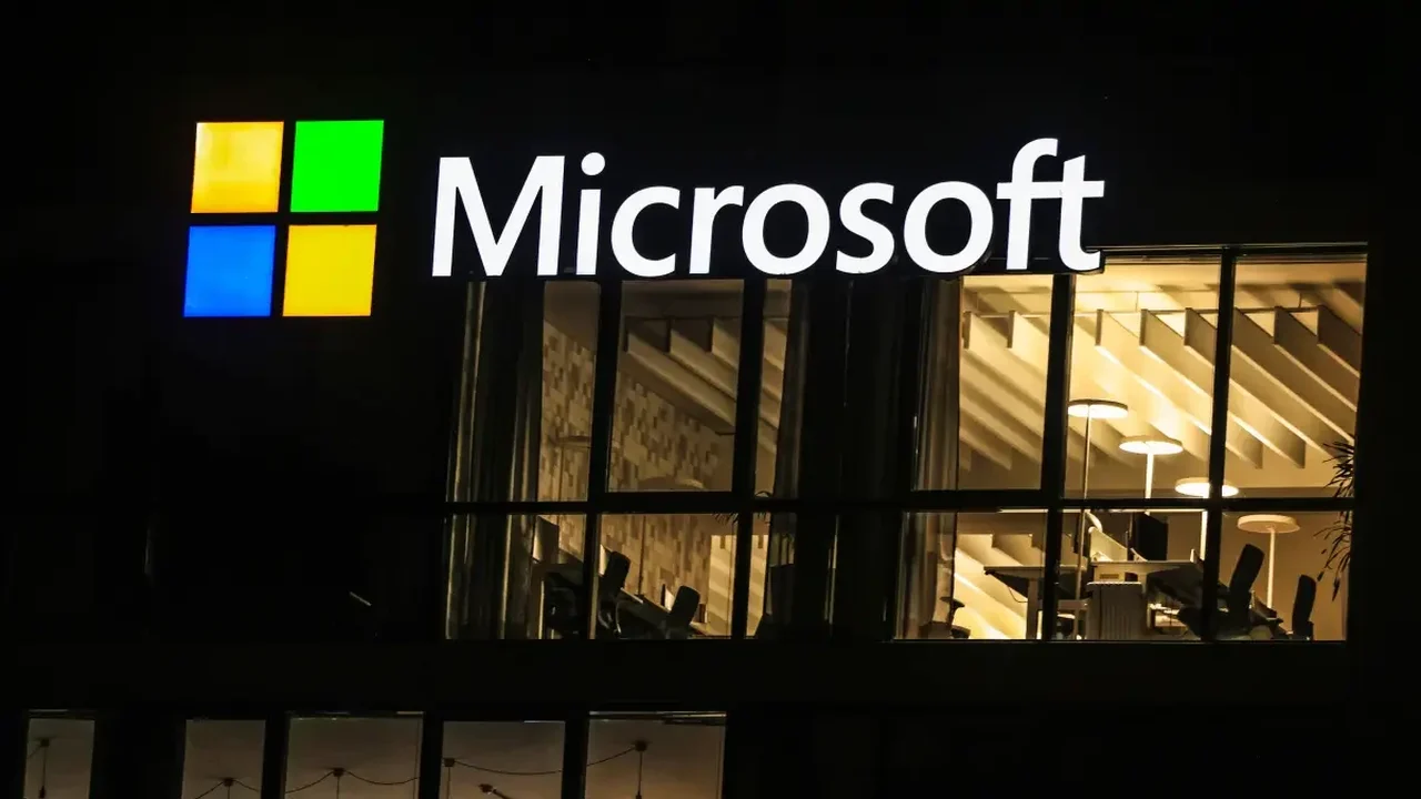 Apagão cibernético: Governos descartam suspeitas de ataques hacker e mantêm contatos com Microsoft