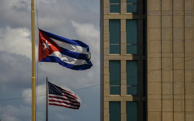 EUA avaliam riscos de intensificar tensões com Cuba, diz historiador