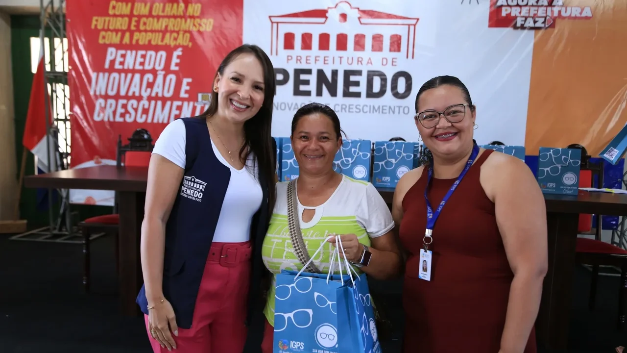Programa Sua Vida Com Novo Olhar chega a 5.623 beneficiados com nova entrega de óculos em Penedo