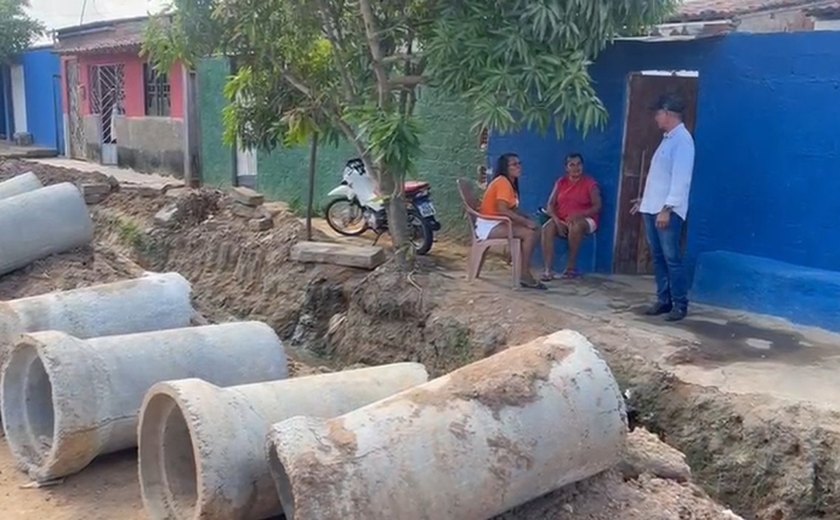 Prefeitura de Anadia realiza obra de esgotamento sanitário no Conjunto Ilda de Oliveira