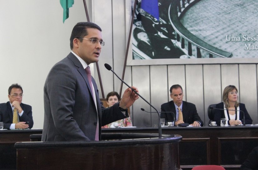 Christian Teixeira prega respeito e integridade na máquina pública