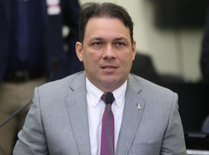 ALE discute projeto que institui cirurgia reparadora plástica de pós-bariátrica e pós-mastectomia