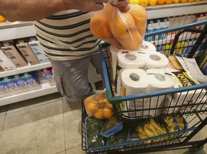 Inflação fecha julho em 0,26%; alimentos caem pelo segundo mês seguido