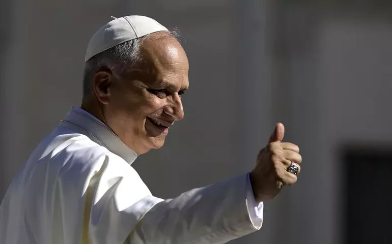 Papa condena 'lógica da vingança' no Oriente Médio e pede paz