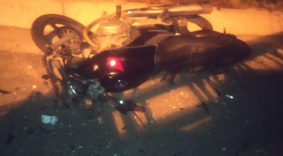 Motociclista morre após colidir com caminhão em Macambira / Foto: Foto: BPRv/SE