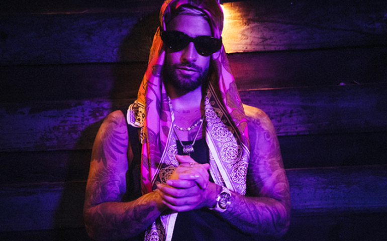 Maluma promove a contagiante “Mama Tetema”