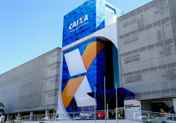 Caixa libera abono salarial para nascidos em março e abril