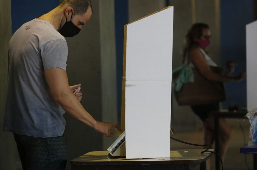 Mais de 2 milhões de alagoanos estão aptos a votar, neste domingo (6)