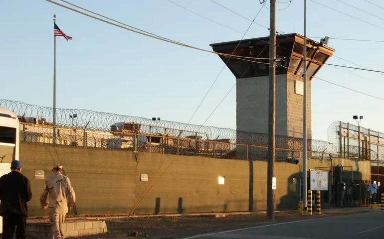 Baía de Guantánamo: saiba sobre a base para onde Trump quer enviar 'estrangeiros criminosos'