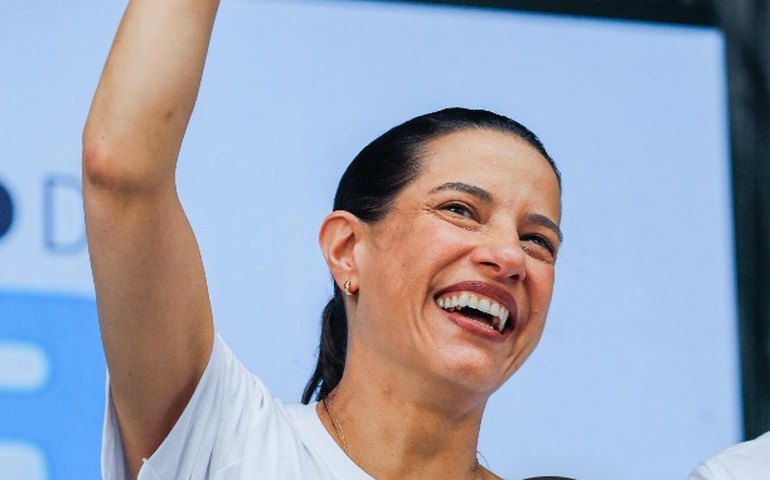 Raquel Lyra avalia Tulio Gadelha e ex-aliado de Campos para compor chapa ao Senado em Pernambuco