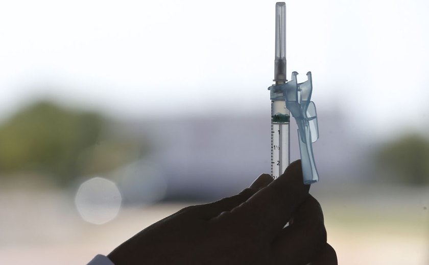 Brasil tem 108,8 milhões de pessoas totalmente imunizadas contra a covid-19