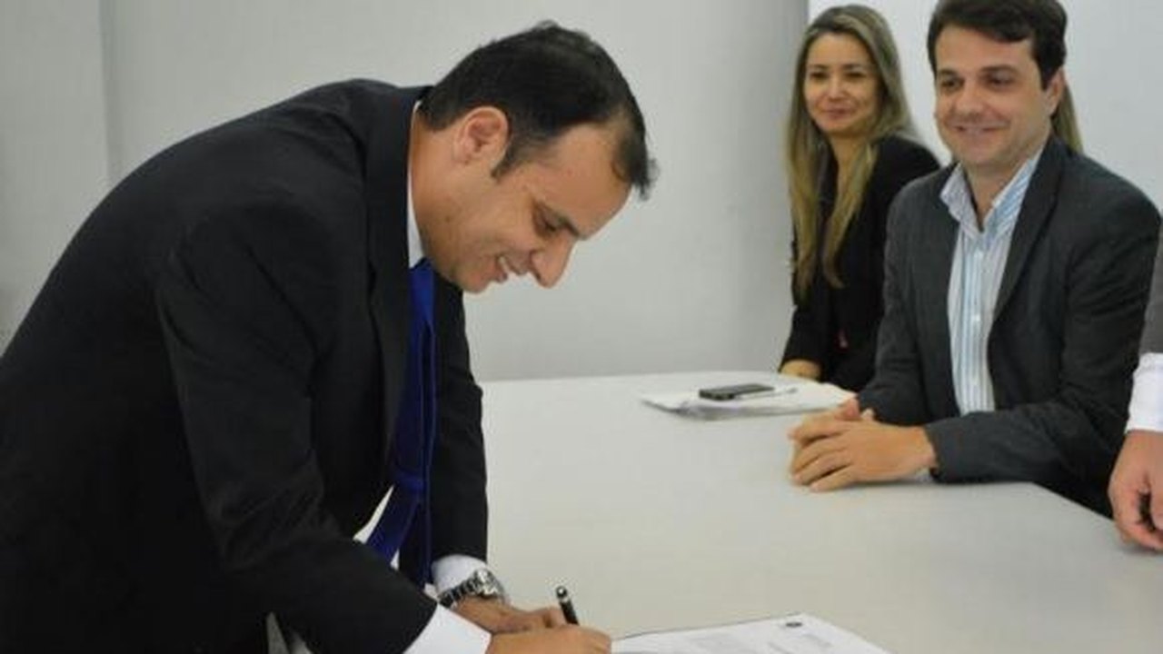 Novo defensor público tomou posse e vai exercer funções em Penedo