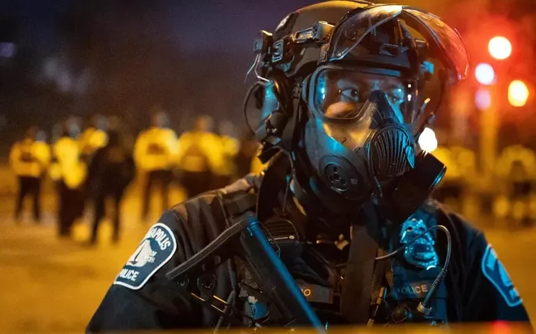 Trump ameaça usar Lei de Insurreição em meio a protestos em Minneapolis