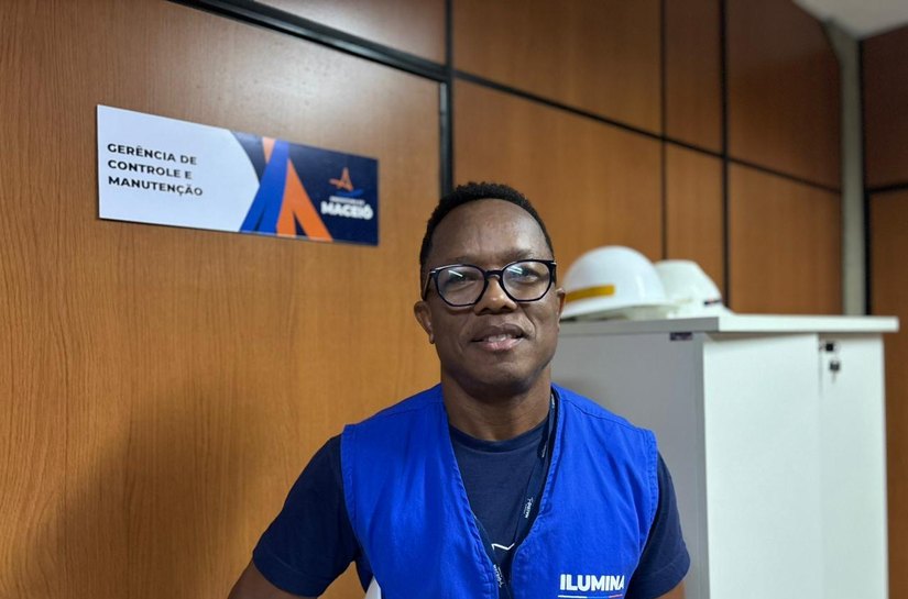 História de eletrotécnico da Ilumina se entrelaça ao crescimento e à modernização de Maceió