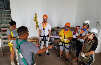 Alunos da Uninassau restauram pintura da Catedral Metropolitana de Maceió