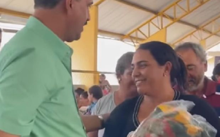 Prefeitura de Limoeiro distribui três mil cestas nutricionais entre as famílias do município