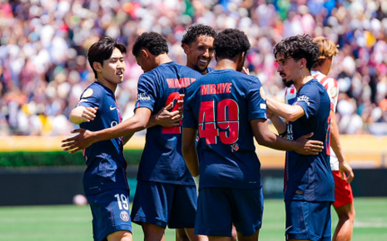 PSG envolve, goleia Atlético de Madrid e manda recado ao Botafogo no Mundial de Clubes