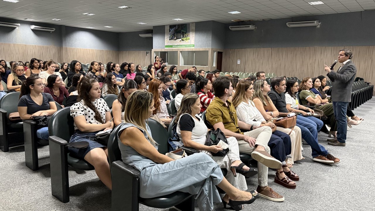 Fisioterapeutas participam de atualização sobre ventilação mecânica avançada em neonatologia e pediatria