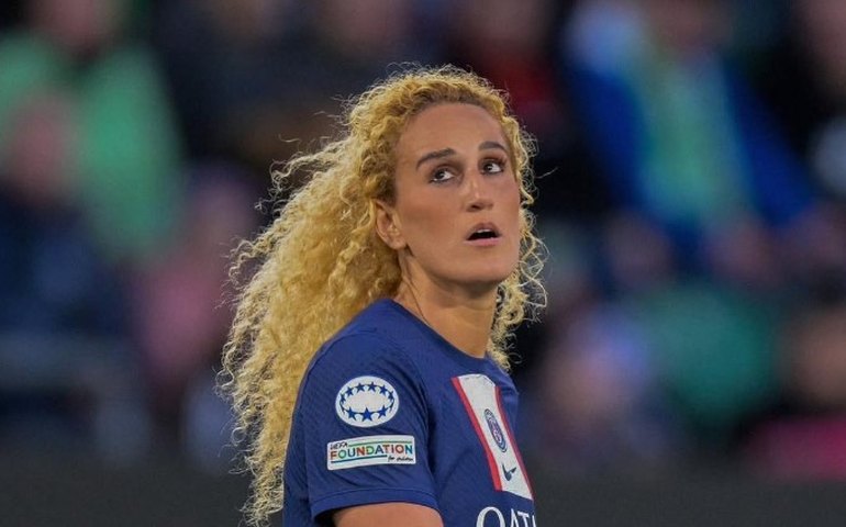 Justiça francesa investiga PSG após denúncia de assédio moral feita por ex-jogadora