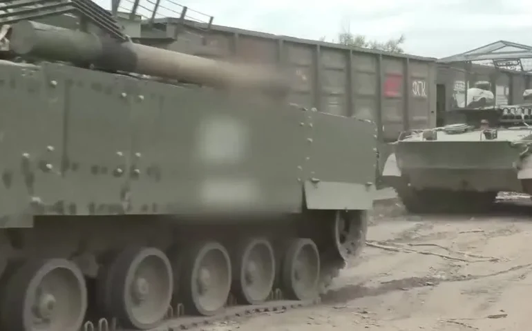 Rússia rejeita negociar por incursão da Ucrânia em Kursk e anuncia avanços na região ucraniana de Donetsky