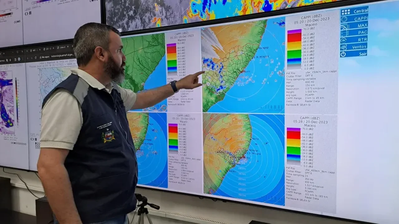 Sol predomina em Alagoas no fim de semana, mas faixa leste pode ter chuva rápida no domingo