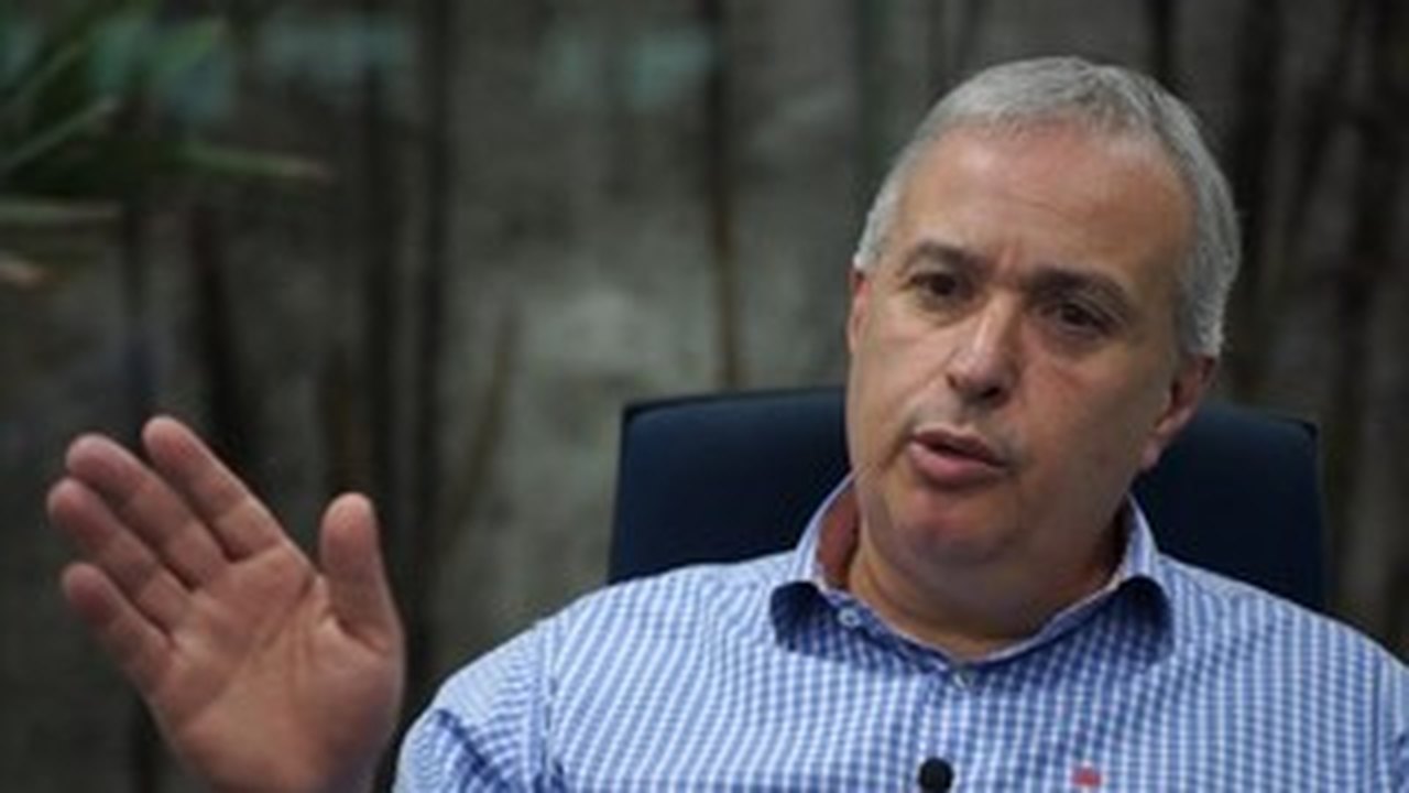 Presidente elogia, mas não garante Cristóvão no Corinthians em 2017