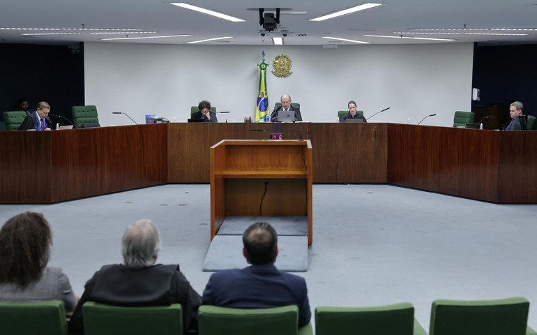 Segunda Turma do STF mantém prisão de pai e primo de Daniel Vorcaro