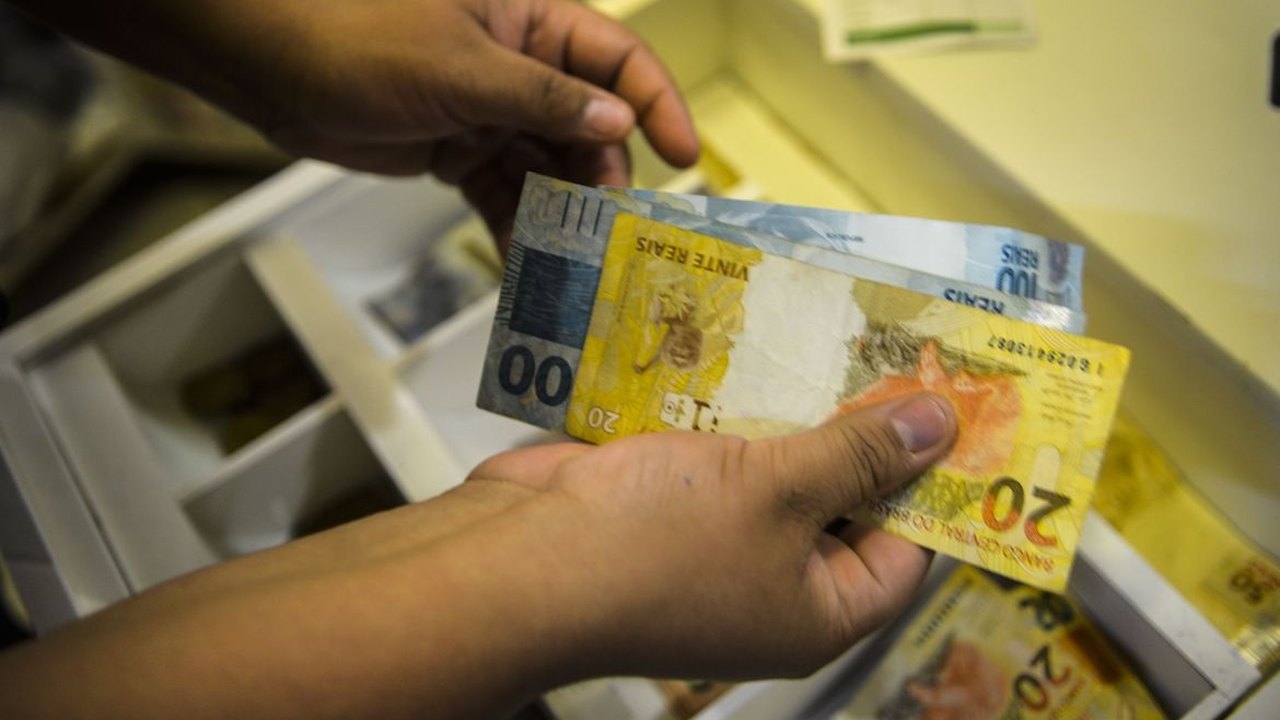 Prévia da inflação oficial fica em 0,57% em abril