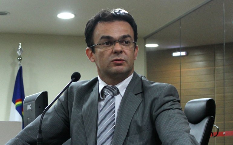 Advogado do PDT diz que ação contra Bolsonaro correu rápido porque 'provas foram muito claras'