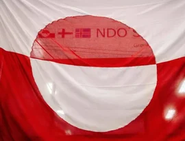 Vance pede que europeus levem a sério falas de Trump sobre Groenlândia