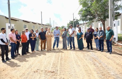 Prefeitura de Palmeira dos Índios avança na construção de 300 casas novas no Conjunto Antônio Ribeiro