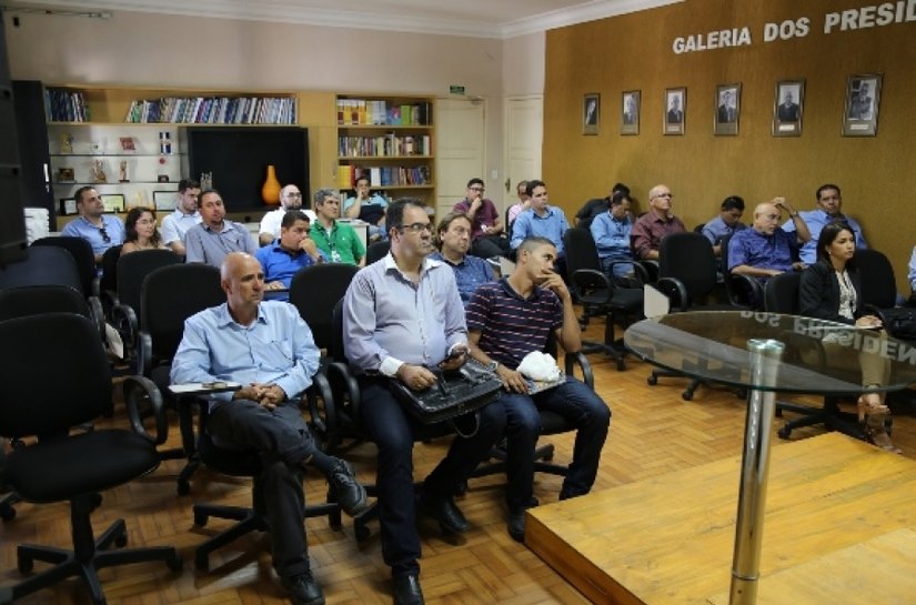 Algás reúne empresas instaladoras de rede interna de gás natural