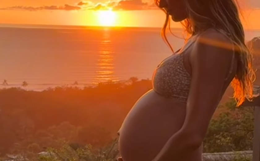 Gisele Bündchen exibe barriga de grávida em vídeo