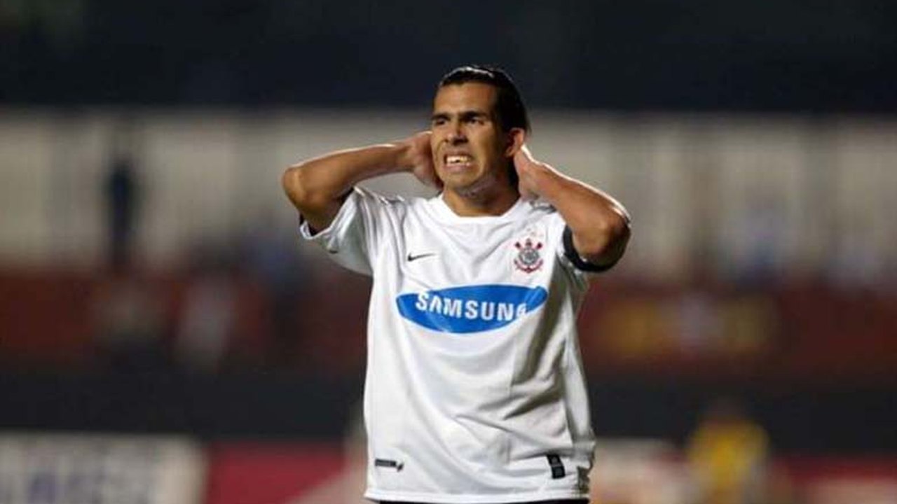 Tevez renova com o Boca até dezembro e aponta Corinthians para encerrar carreira