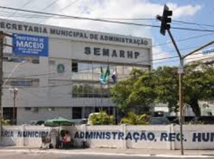 Recadastramento: Prefeitura de Maceió convoca servidores com pendências