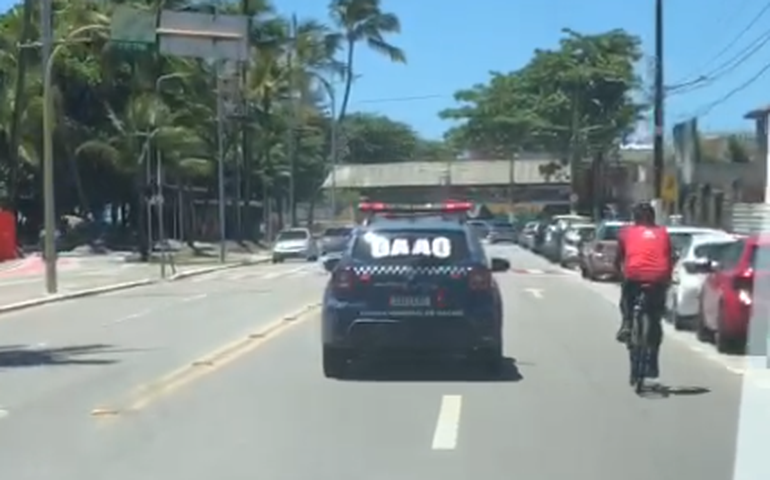 Parada LGBTQIAPN+ altera rota após detenção de líder do evento pela guarda municipal