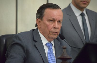 Luiz Dantas diz que ficará em silêncio sobre crime em Batalha  