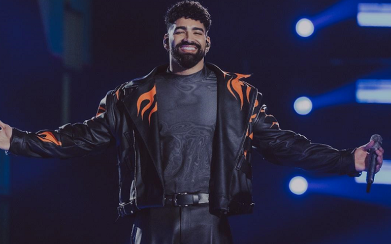 Dilsinho sobe o conteúdo completo de ‘Diferentão”