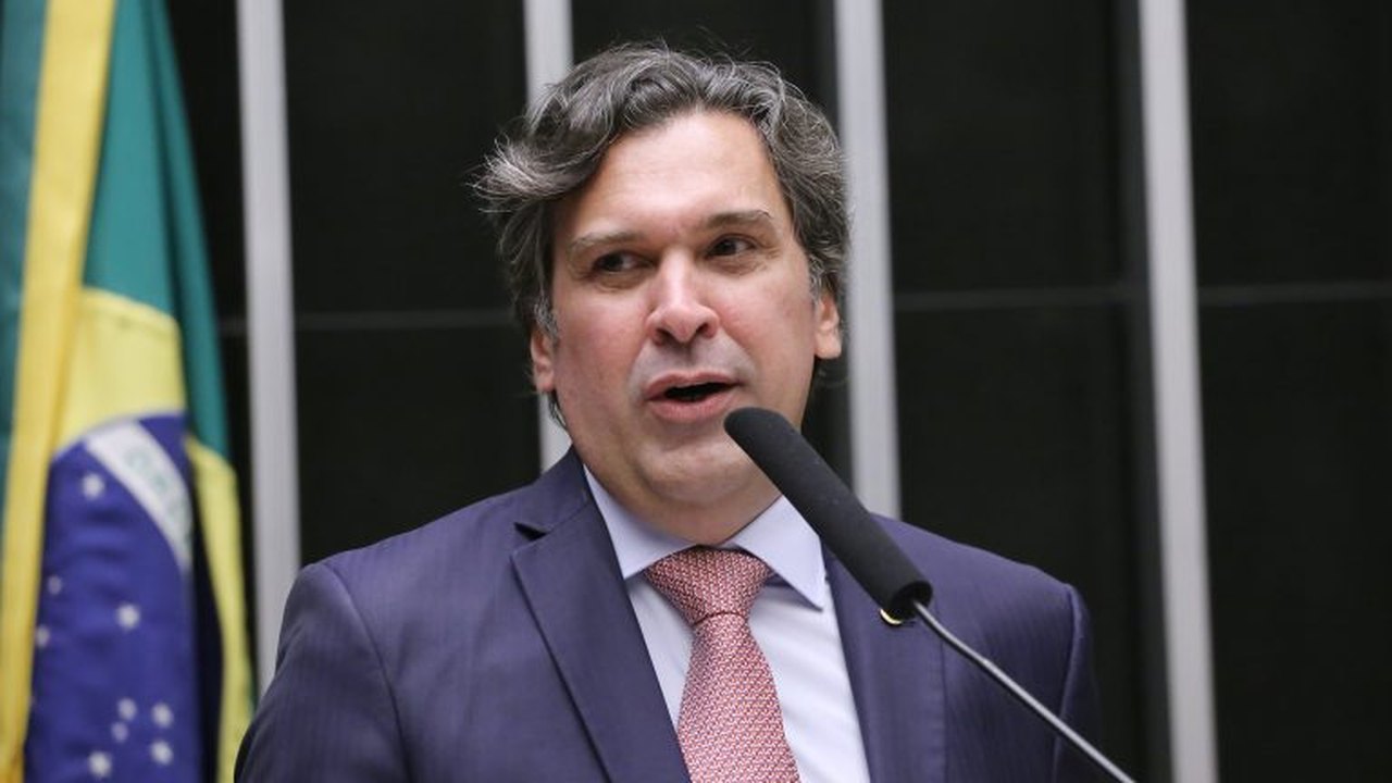 Silêncio estratégico