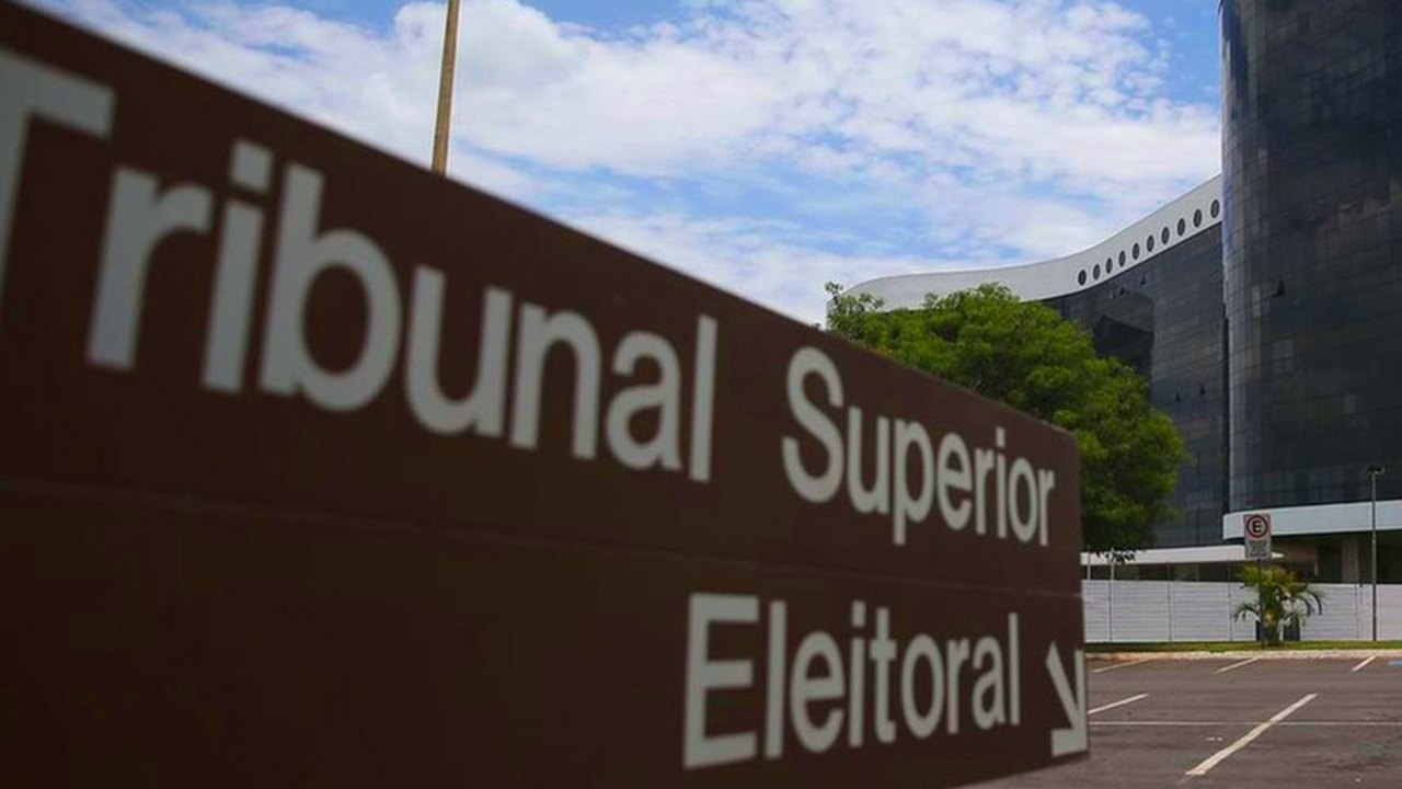 Coligação de Lula aciona TSE para Bolsonaro ser impedido de usar imagens do 7 de setembro