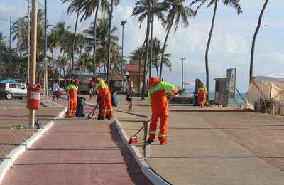 Mais de 50 toneladas de resíduos são recolhidas durante carnaval em Maceió