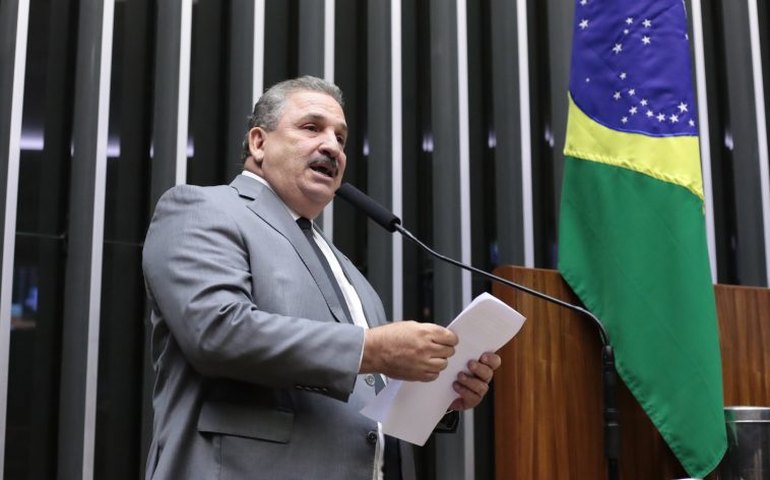 Câmara aprova projeto que cria programa de saúde mental para pessoas idosas; acompanhe