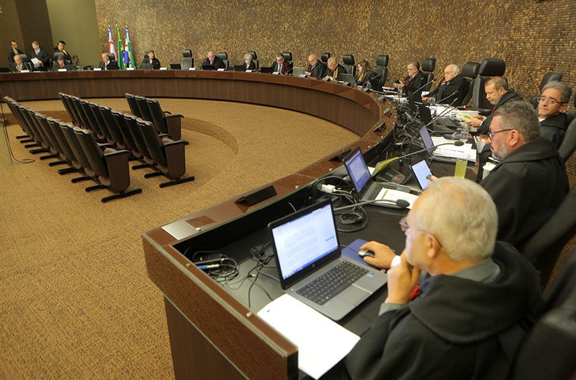 ﻿Lei municipal que prevê apreensão por transporte irregular é inconstitucional