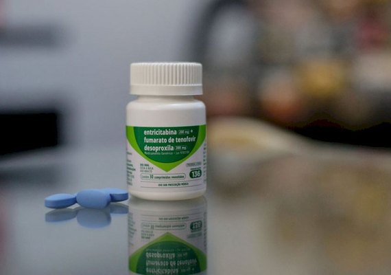 Estudo mostra viabilidade de medicamento no combate ao HIV
