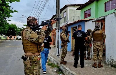 Operação em Marechal Deodoro prende acusados de homicídios