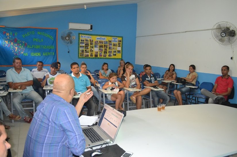 Educação de Cajueiro se modeniza com sistema de documentação escolhar online