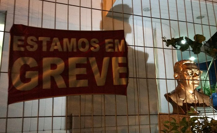 Jornalistas de Alagoas estão em greve desde o dia 25 de junho