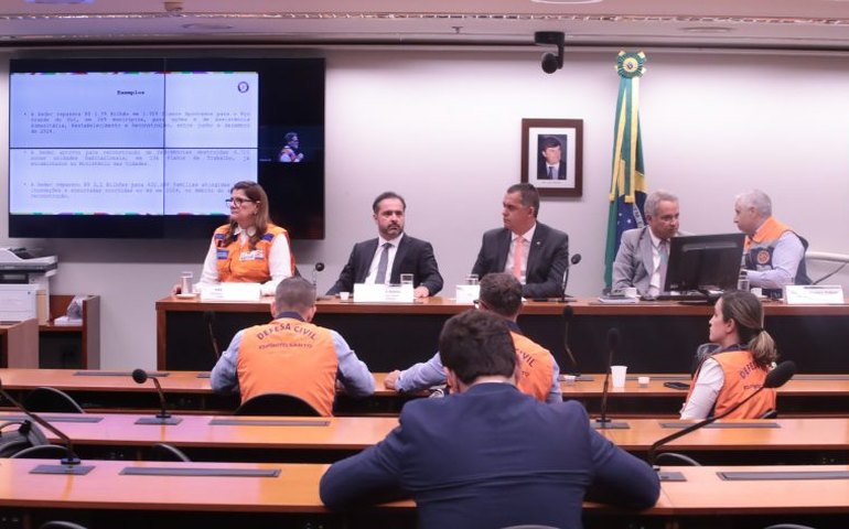 Defesas Civis cobram carreira, recursos e menos burocracia diante de catástrofes